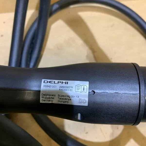 Câble de charge Renault Zoe/Twingo III OEM 296956857R image 5