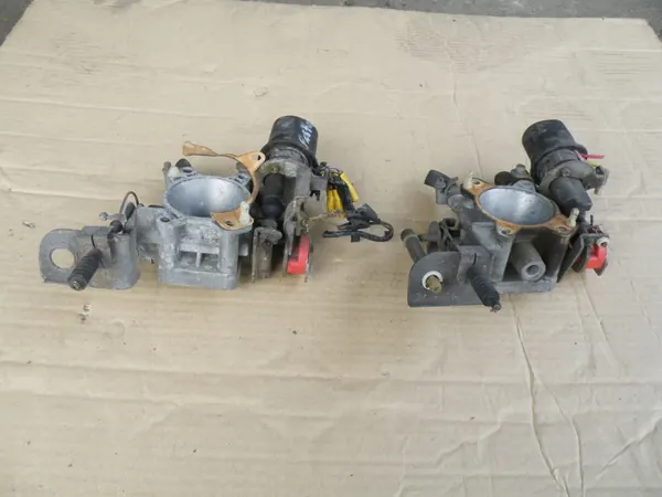 Corpo de borboleta Ford Fiesta MK5 OEM 89FB-9677-BB image 2
