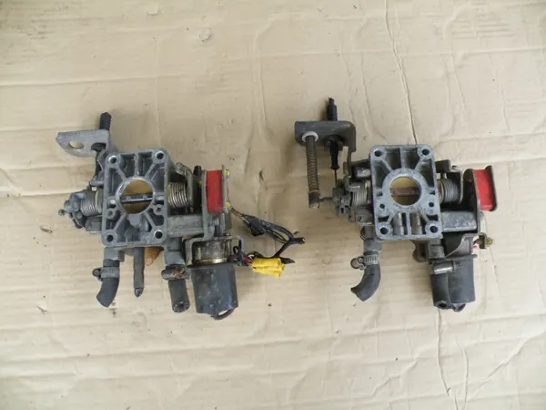 Corpo de borboleta Ford Fiesta MK5 OEM 89FB-9677-BB image 9