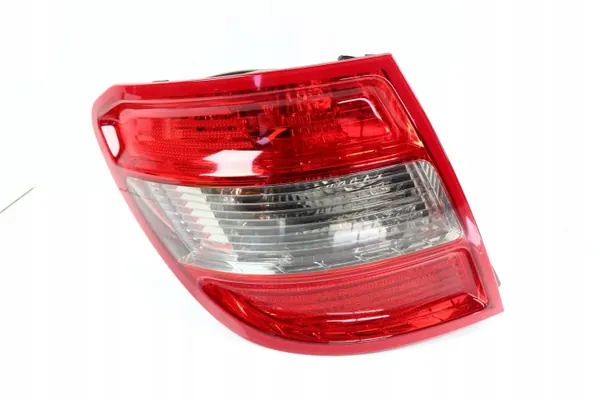 Feu arrière gauche Mercedes W204 OEM 2048203764 image 2