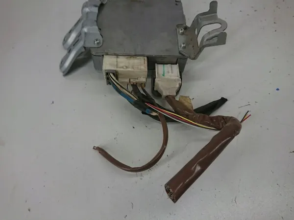 Módulo dirección asistida Toyota Auris OEM 896502400 image 5