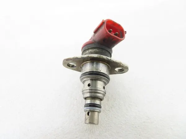 Régulateur de Pression Carburant OEM Denso Toyota Corolla E12 image 2