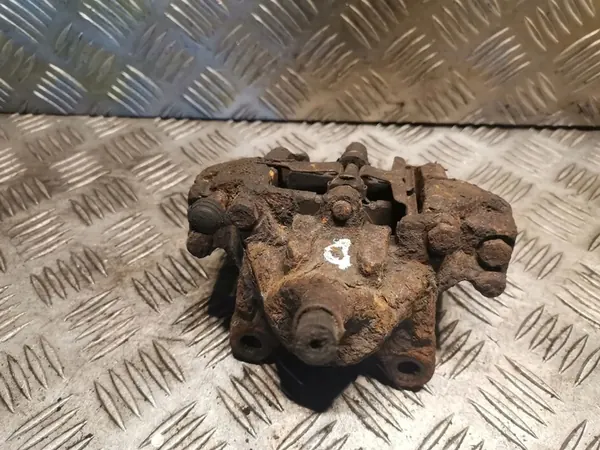 Mercedes-Benz CLK A209 C209 Oikea Takajarrusatula image 3