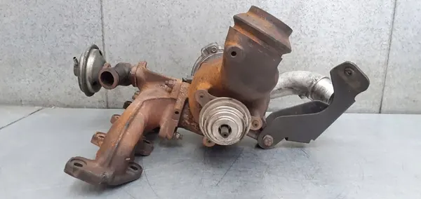 TURBIN Citroen C5 I 2.2 HDI Peugeot 406 607 image 2