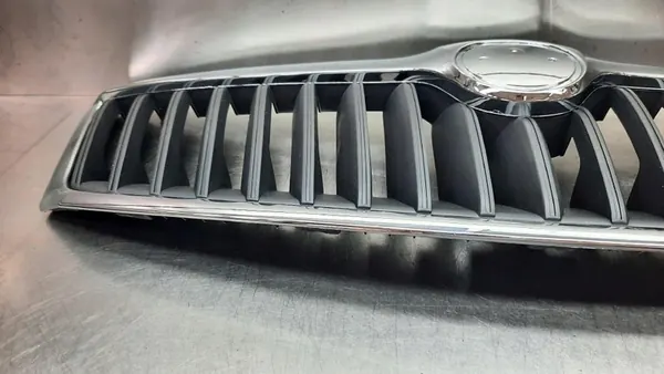 Grill Skoda Octavia II Lift 08-13R OEM 1Z0853668A image 7