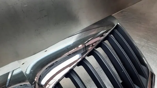 Grill Skoda Octavia II Lift 08-13R OEM 1Z0853668A image 9