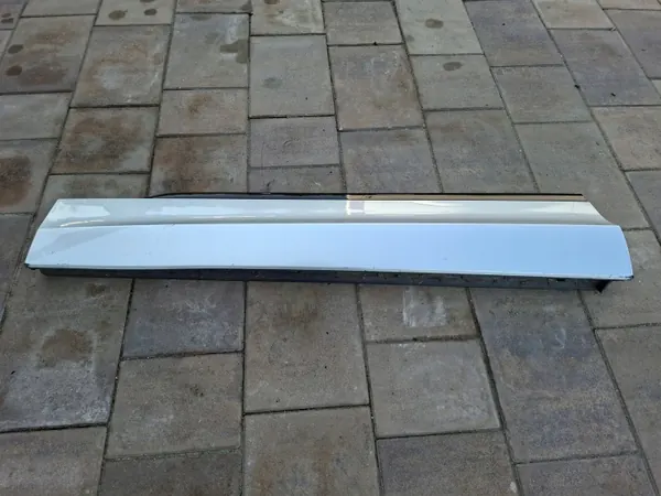Garniture Portière Gauche Avant VW Tiguan II R-Line OEM image 3