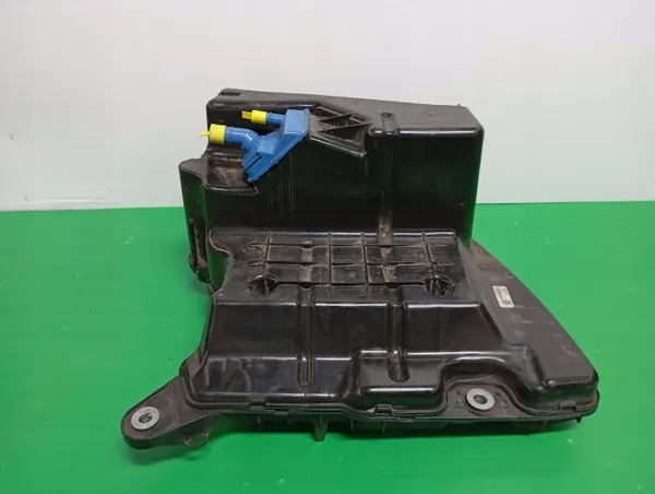 Audi AdBlue-tank & Pump OEM 4067403AK - Begagnad image 2
