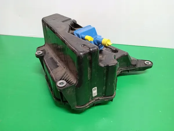 Audi AdBlue-tank & Pump OEM 4067403AK - Begagnad image 4