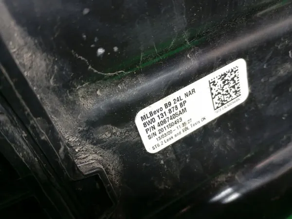 Audi AdBlue-tank & Pump OEM 4067403AK - Begagnad image 5