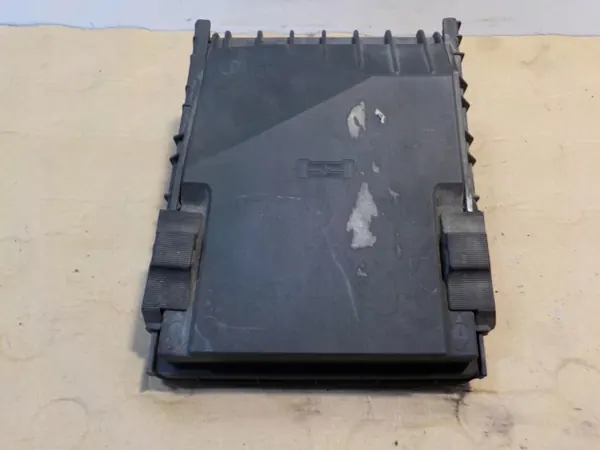 Zekeringkap OEM 1K0937132F voor SEAT Leon 2 1.9 TDI image 3