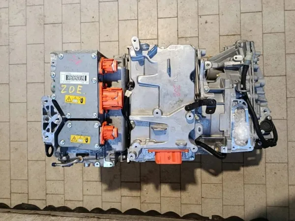Gebruikte Renault Zoe elektromotor OEM 290H23970R image 2