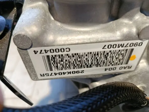 Gebruikte Renault Zoe elektromotor OEM 290H23970R image 10