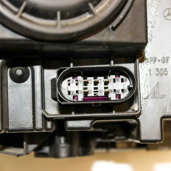 Voorlamp Mercedes C-Klasse W204 A2048204959 image 6