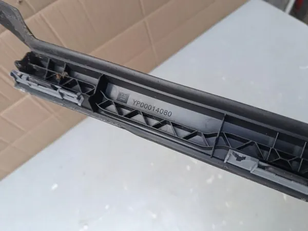 OEM YP00014080 Rechte Frontscheibenleiste image 3