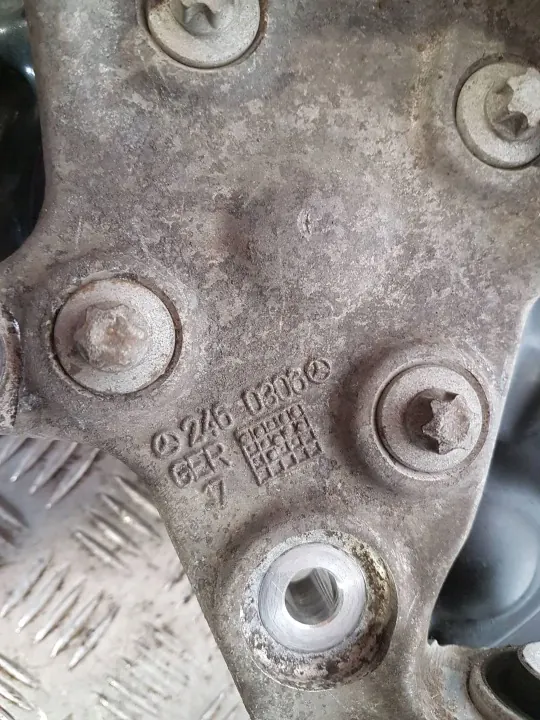 Mercedes-Benz takapyörän navan OEM A2464230420 image 3