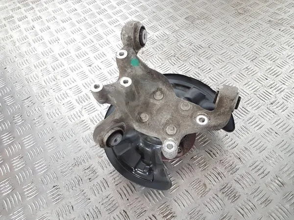 Mercedes-Benz takapyörän navan OEM A2464230420 image 8