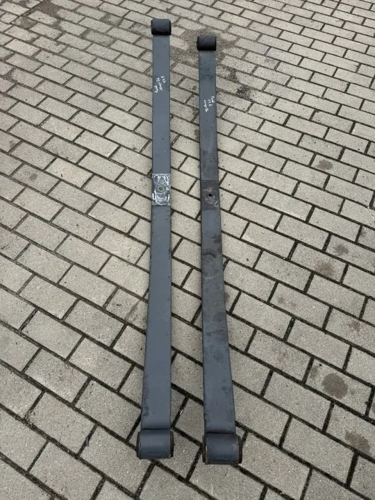 Mola de lâmina dianteira 17.5 Mercedes Atego OEM image 3