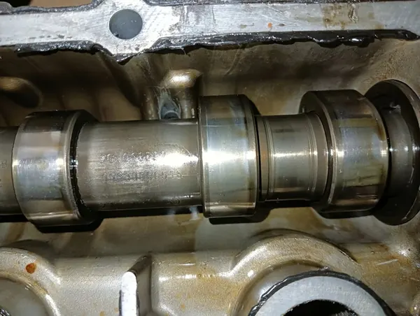 Carcasa del módulo del árbol de levas VW Audi Skoda 1.4 FSI OEM image 5