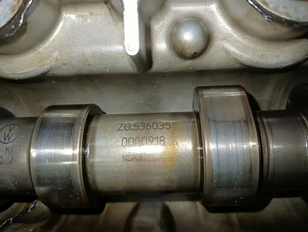 Carcasa del módulo del árbol de levas VW Audi Skoda 1.4 FSI OEM image 6