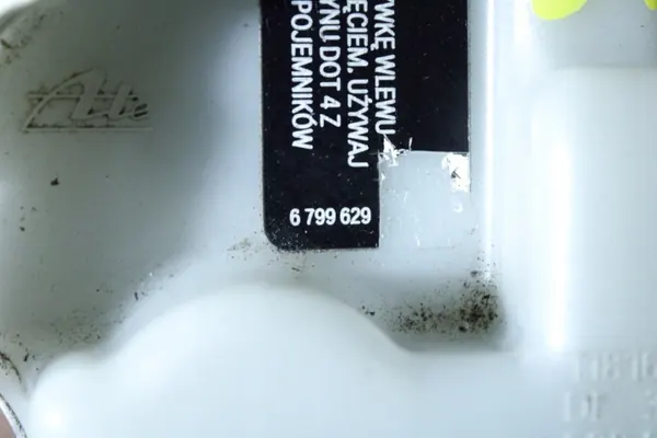 BMW OE Bromsvätskebehållare OEM 6799629 6886475 image 5
