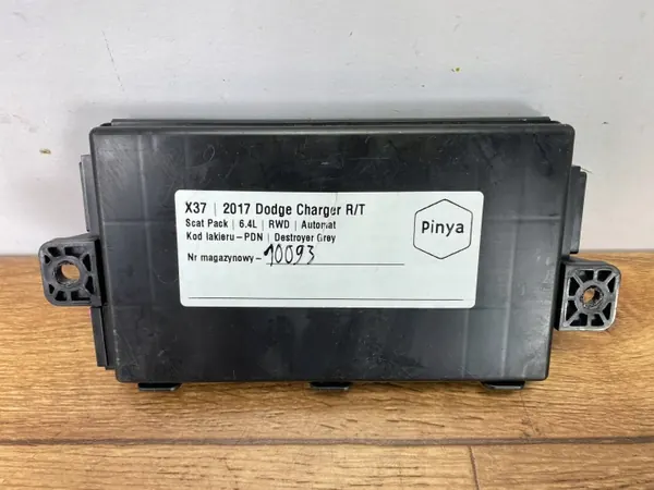 Módulo de apertura sin llave OEM 68315972ABPINYA Dodge image 6