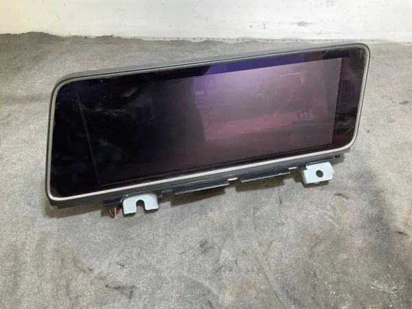 Lexus RX navigointinäyttö OEM 07C04393 3.5L 2019 image 2