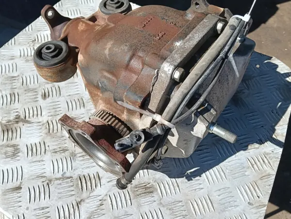 Hinterachsdifferential Infiniti G37 3.7 V6 2011 OEM 00321904 image 3
