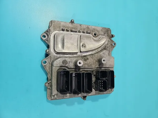 Unité de contrôle moteur BMW X5 F15 3.0 OEM 0261S10074 image 2
