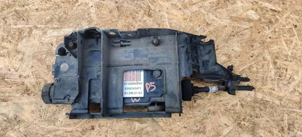 Renault Scenic II sähköinen käsijarru OEM 8200343471 image 2