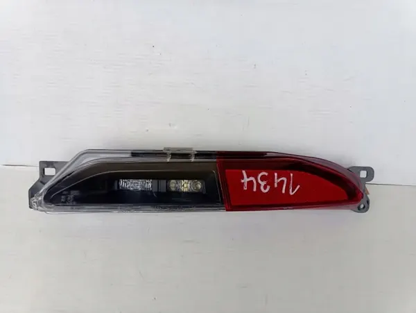 Luz Traseira Esquerda Renault Megane E-Tech OEM 265802052R image 2