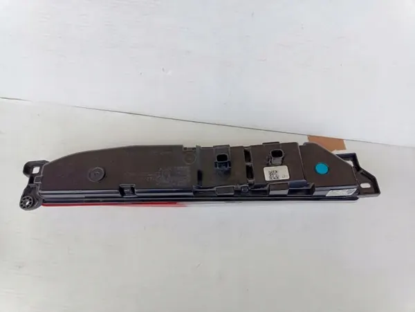 Luz Traseira Esquerda Renault Megane E-Tech OEM 265802052R image 3