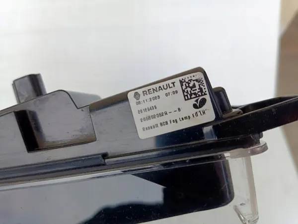 Luz Traseira Esquerda Renault Megane E-Tech OEM 265802052R image 4