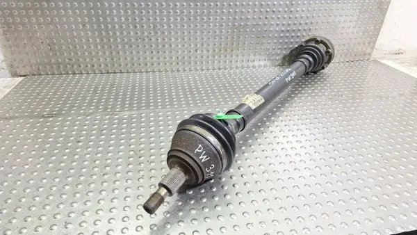 Höger framhalvaxel OEM S26372074 för VW Golf IV image 3
