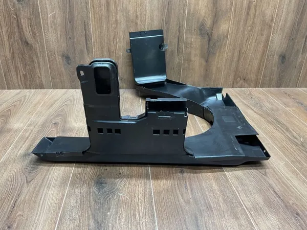 Etuvasen kaapelikanava OEM 1298210336 Mercedes-Benz image 4
