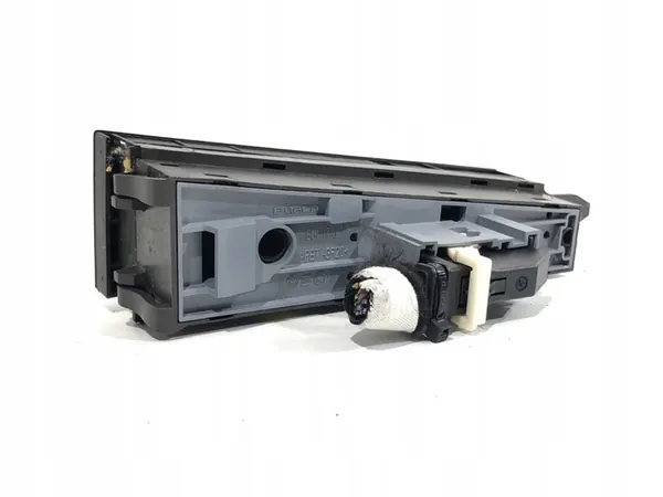 Handbremsenschalter VW Passat B7 2010-2015 3AB927137D image 2