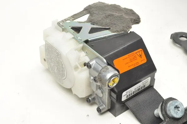 Mercedes R171 W171 Front Left Seat Belt A1718600185 image 2