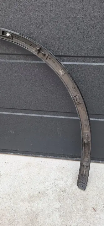 OEM 760853717 Etu vasen lokasuoja VW Touareg III image 4