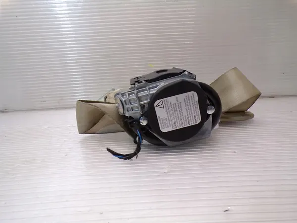 Cinturón de seguridad trasero izquierdo Skoda Superb II Kombi image 3