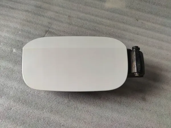 VOLVO V60 II 2018 Tampa de Combustível LAK-614 image 1