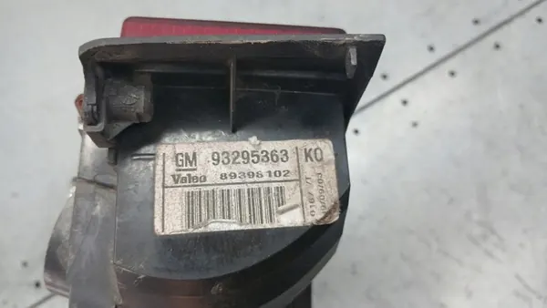 Luz trasera derecha Opel Meriva 03R 93295363 image 5
