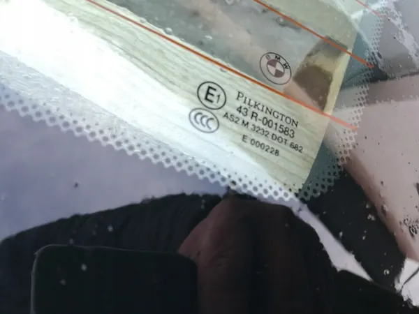 Janela Traseira BMW E93 com Pilares - OEM Usado image 4