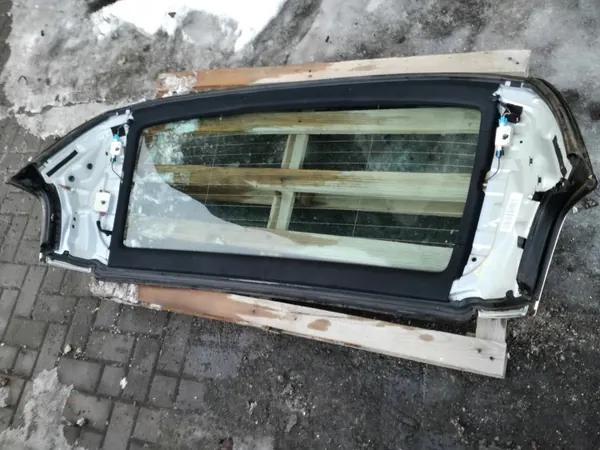 Janela Traseira BMW E93 com Pilares - OEM Usado image 5