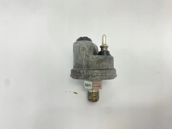 Mercedes Oliedruksensor OEM 0065429417 image 2
