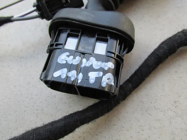 Rear Right Door Wiring Ford Ecosport 2014 image 2