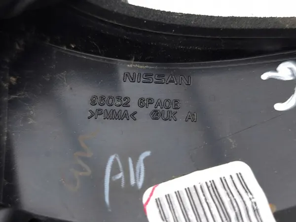 Nissan Juke II takaikkunan koriste OEM 960326PA0B image 7