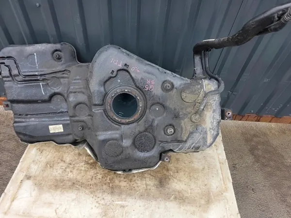 Polttoainesäiliö OEM BAK ZBIORNIK PALIWA AUDI Q5 8R image 3