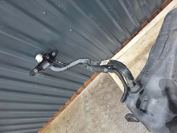Polttoainesäiliö OEM BAK ZBIORNIK PALIWA AUDI Q5 8R image 7