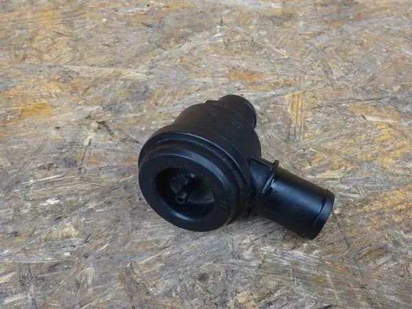 Válvula DV AUDI S3 8L 1.8T 06A145710N image 2