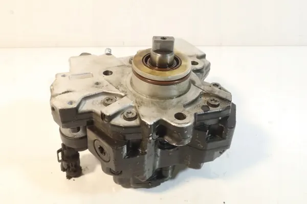 Fuel Injection Pump Toyota Auris I 1.4 D4D 23367489 image 2